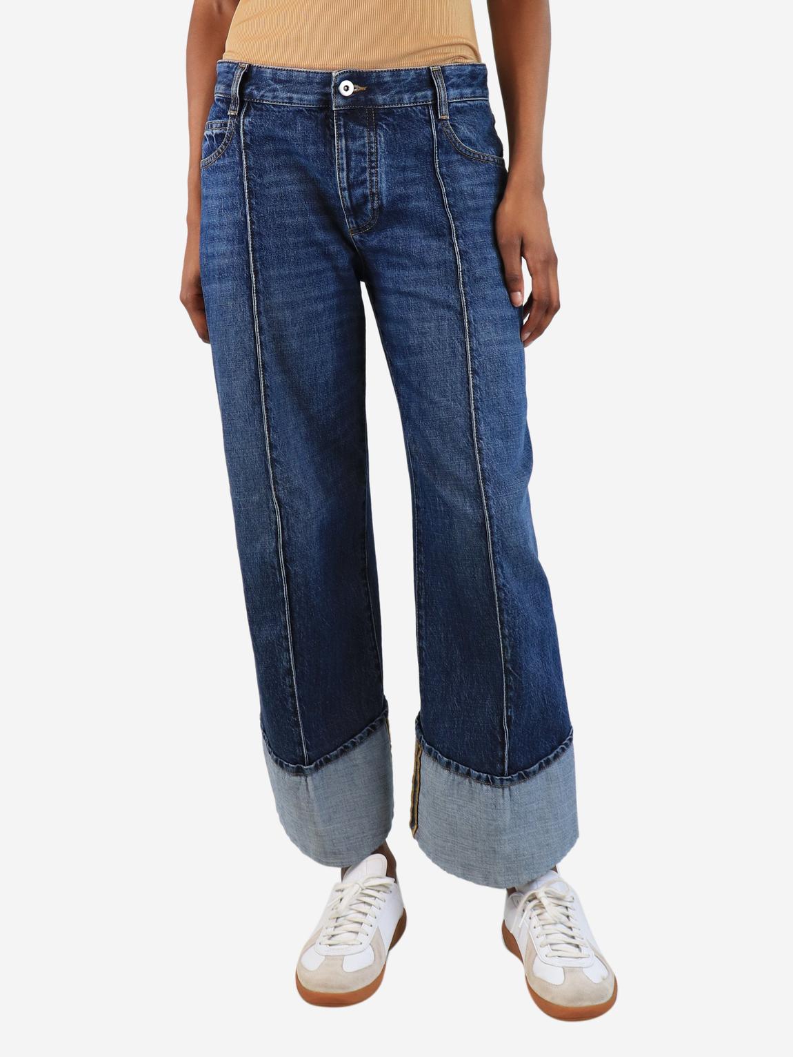 Blue cropped jeans main product photo