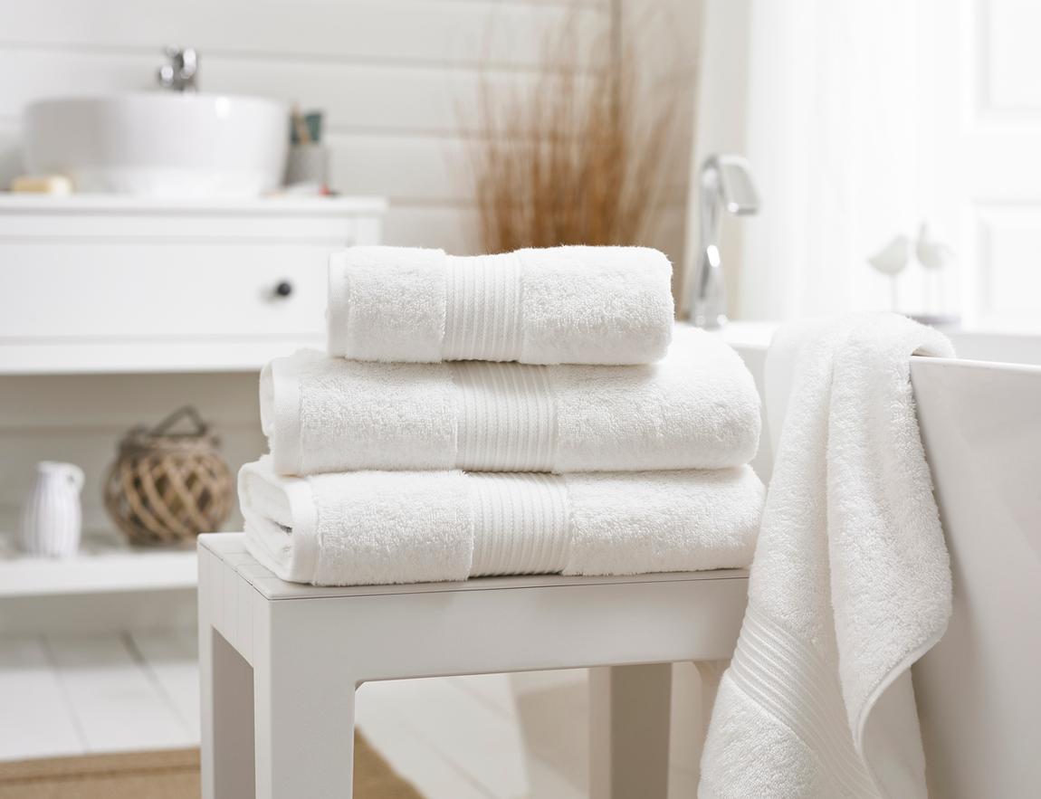 Bliss Pair of Hand Towels, White main product photo