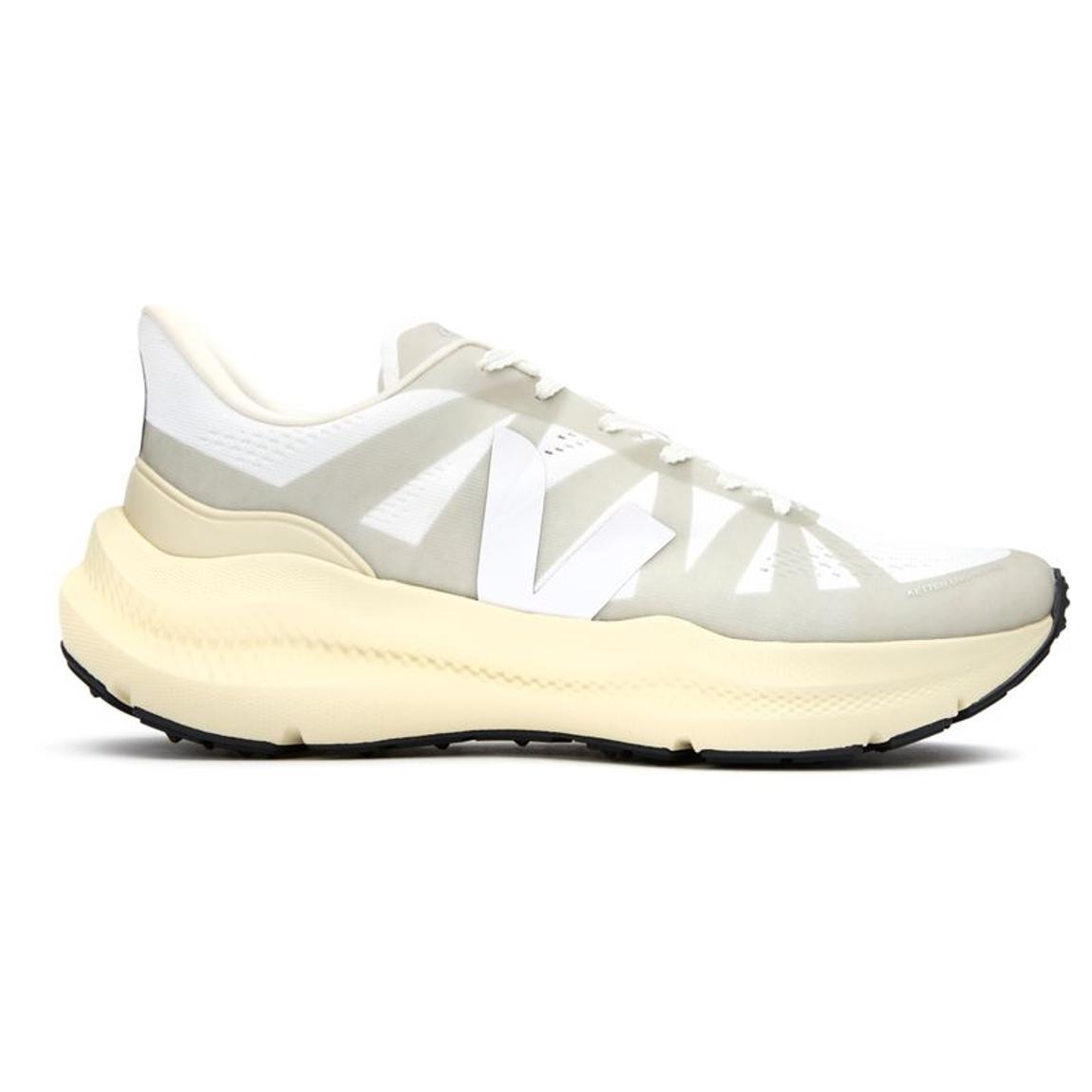 Veja Condor 3 Advanced Engineered Mesh Trainers main product photo