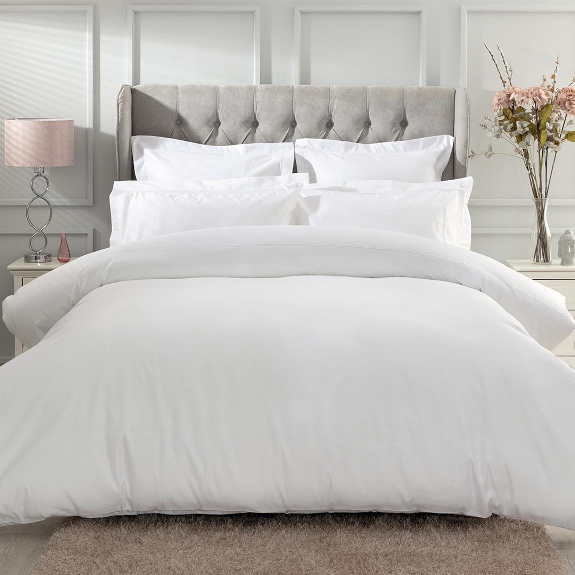 1000Tc King Duvet Cover, White main product photo