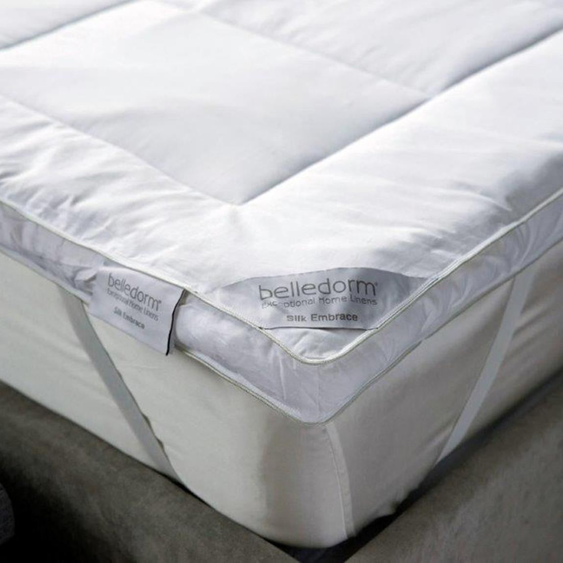 Mulberry Silk Mattress Topper Double main product photo
