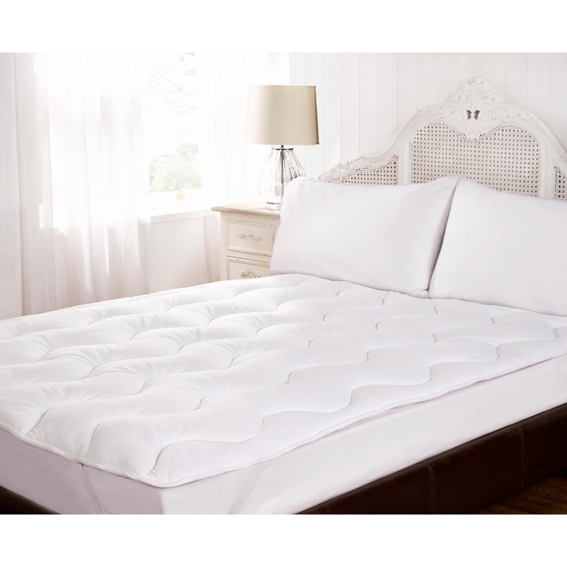 Plush Fleece Double Mattress Topper main product photo