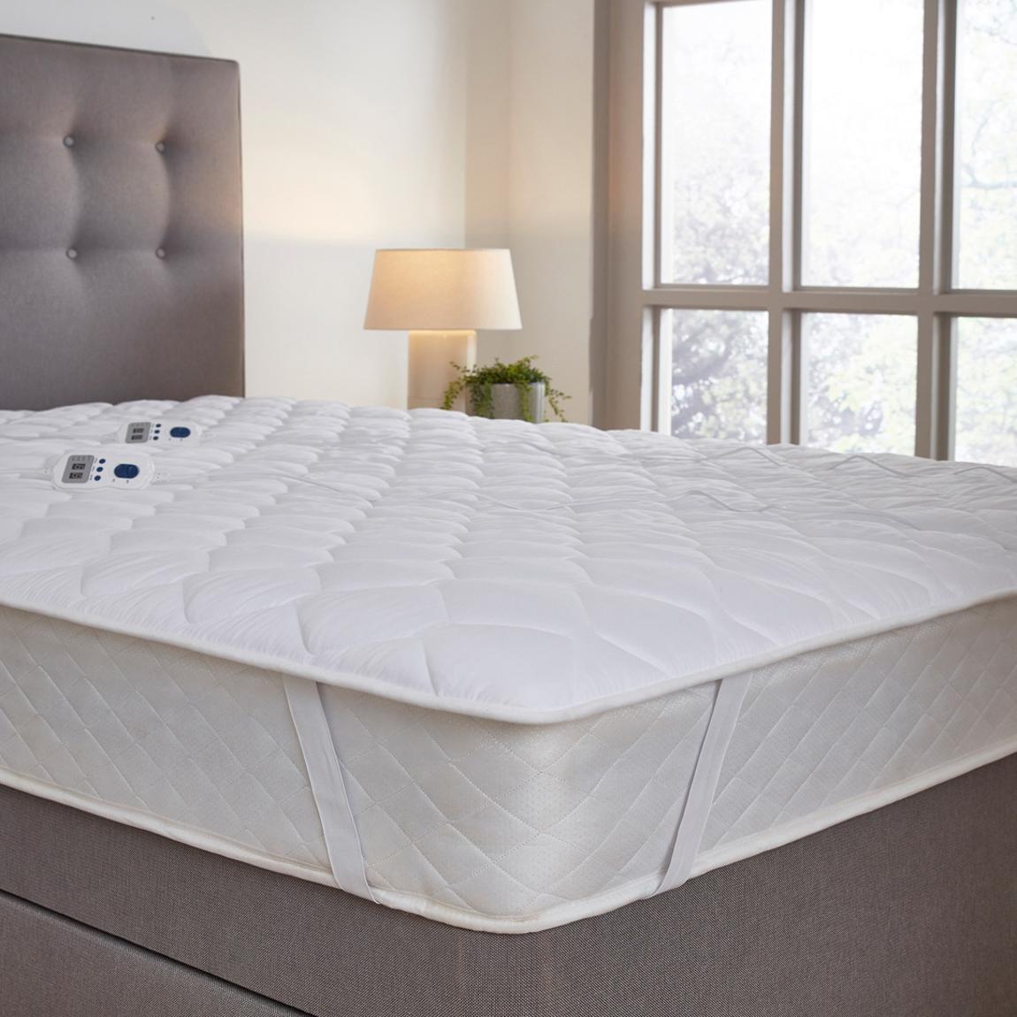 Multi-Zone Heated Super King Mattress Topper main product photo