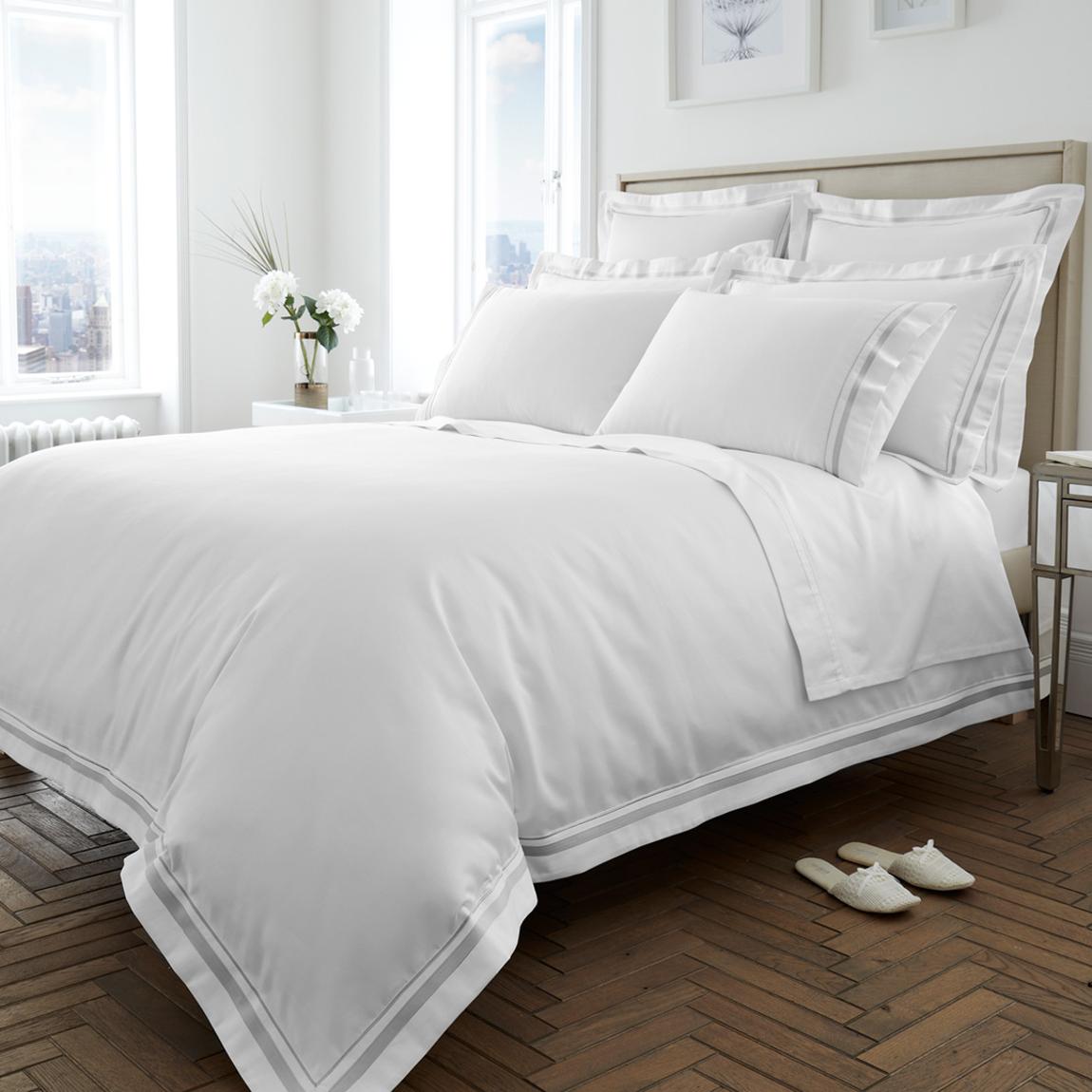 1000TC Super King Duvet Cover Set, White/Grey main product photo