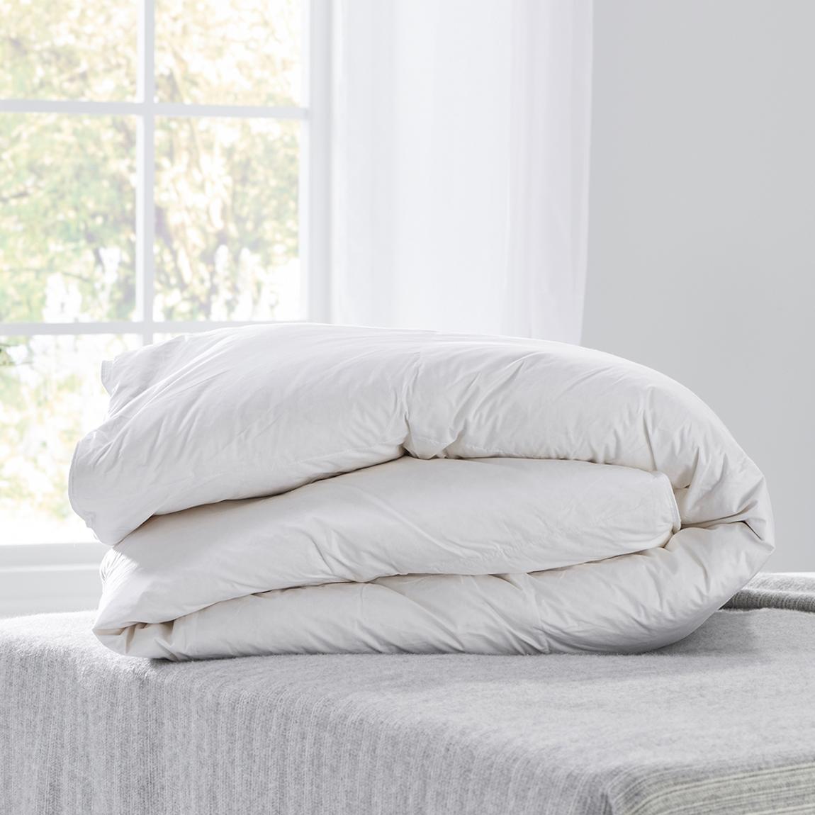 Silk/Microfibre 10.5 Tog King Duvet main product photo