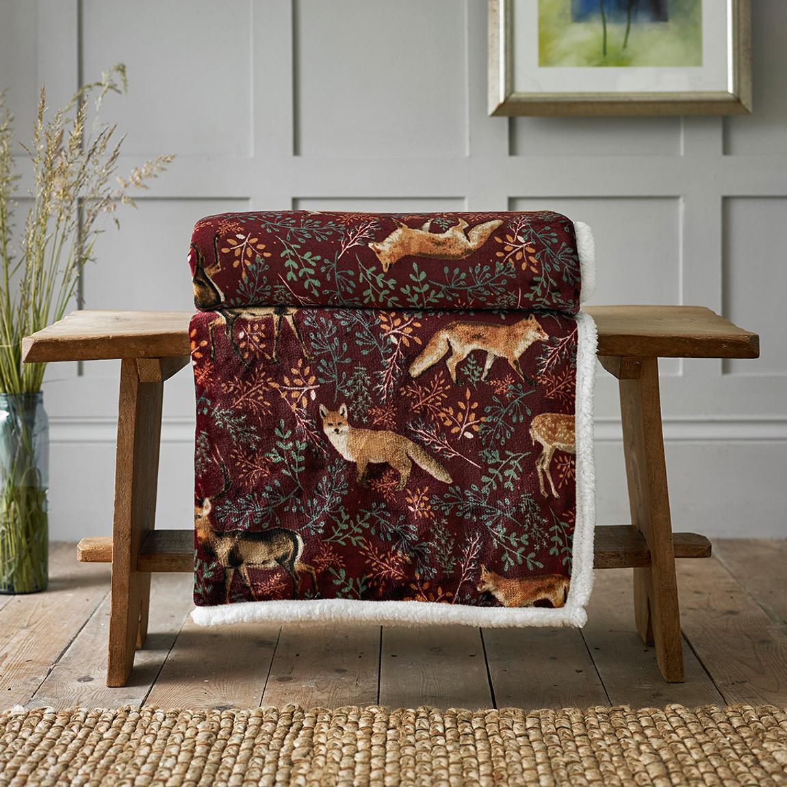 Fox and Deer Throw 140x180cm, Mulberry main product photo