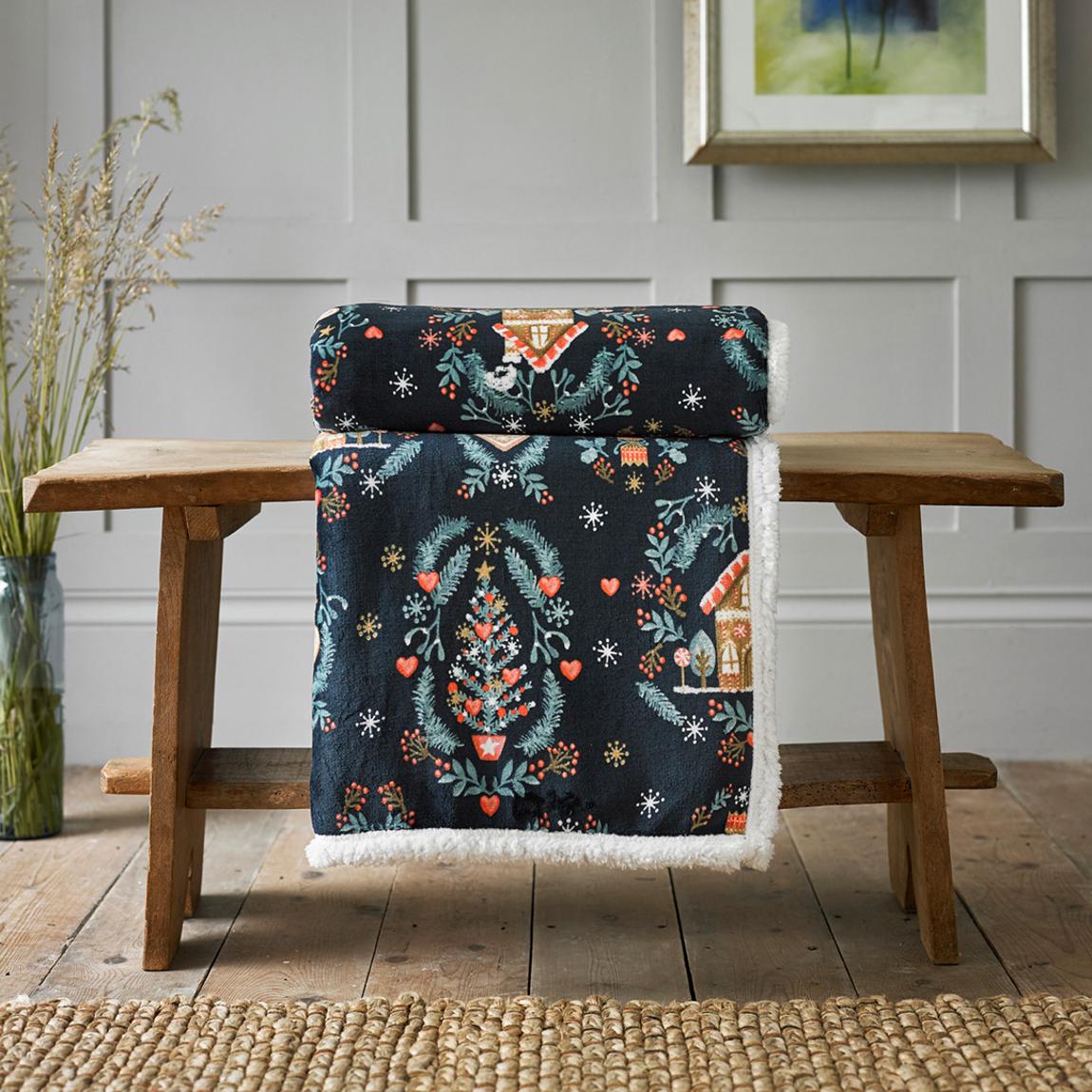 Candy Man Throw 125x150cm, Multi main product photo