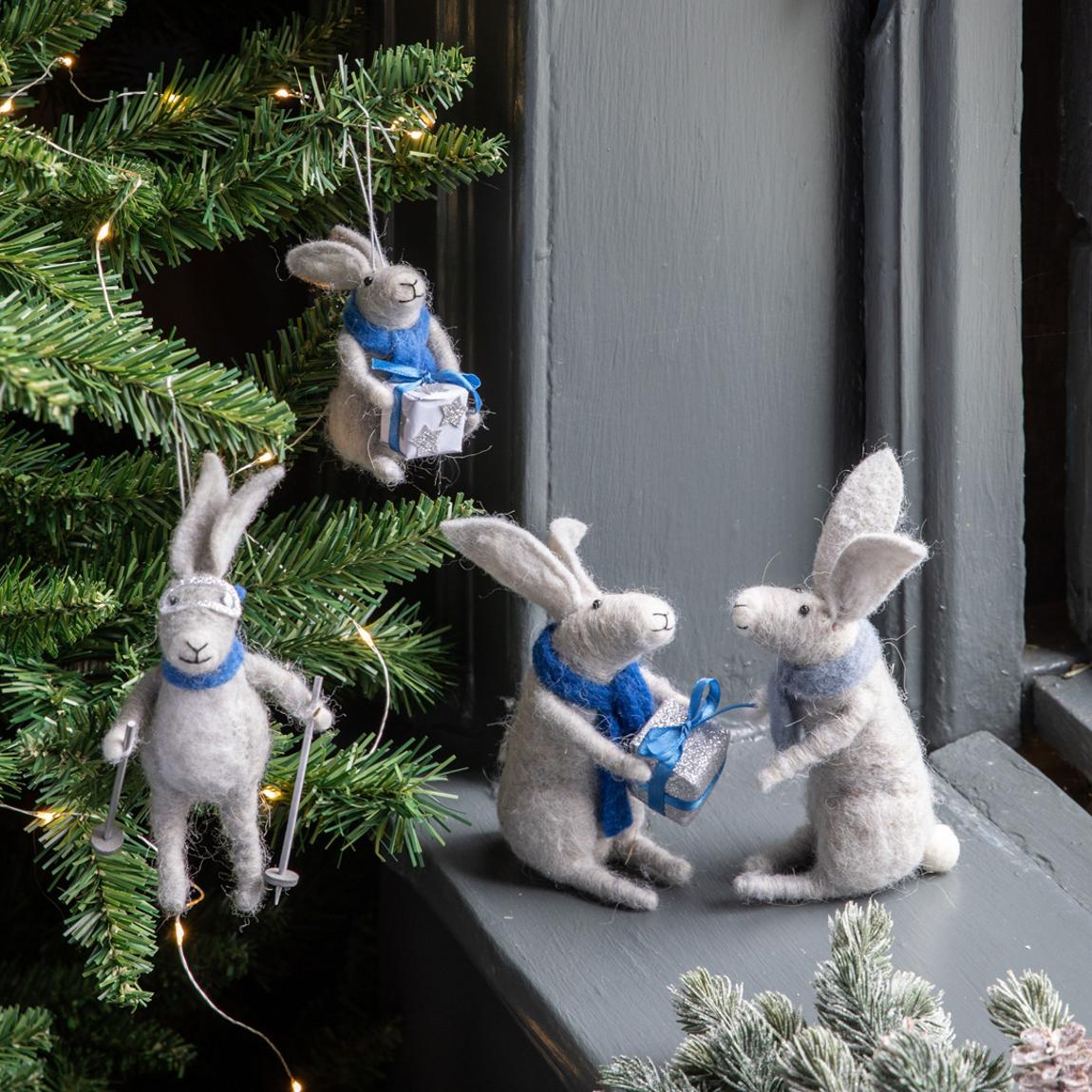 Set of 2 Gifting Hares, Grey main product photo