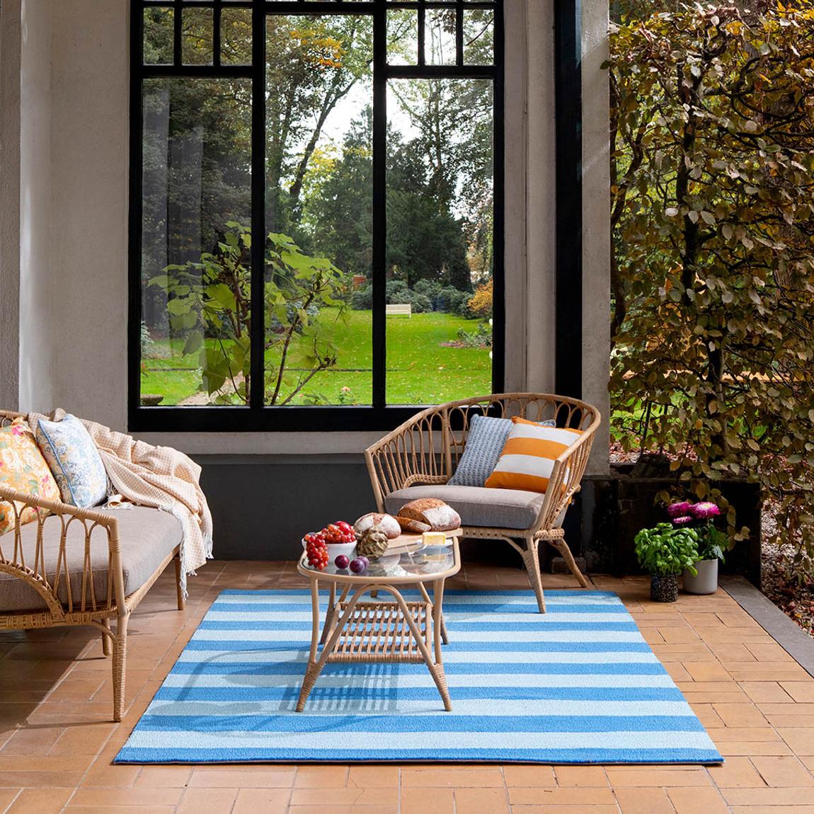 Lille Outdoor Rug 140x200cm, Sky Blue main product photo