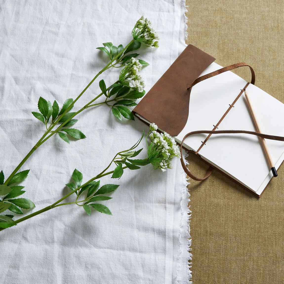 Faux White Cow Parsley Ammi main product photo