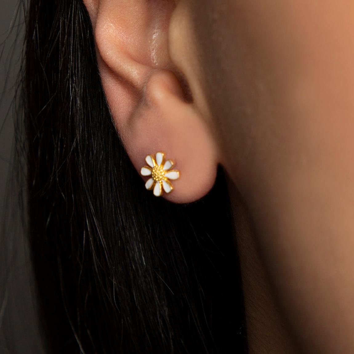 Daisy Earring main product photo
