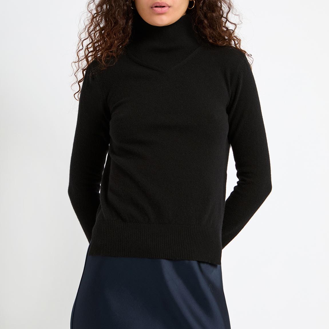 Black Isfera Jumper main product photo