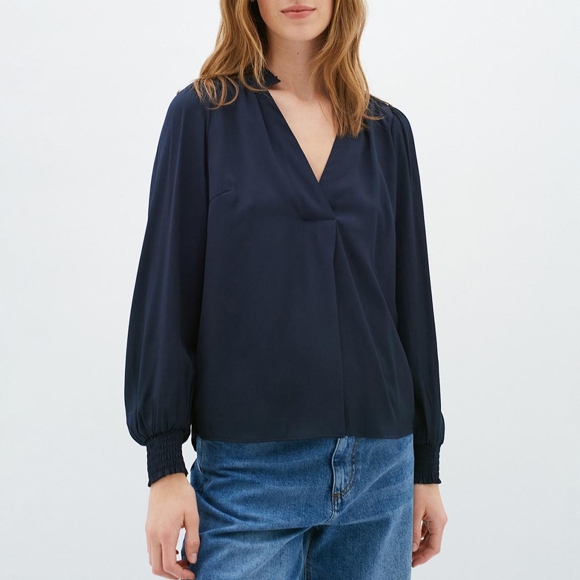 Navy HuxieI Blouse main product photo