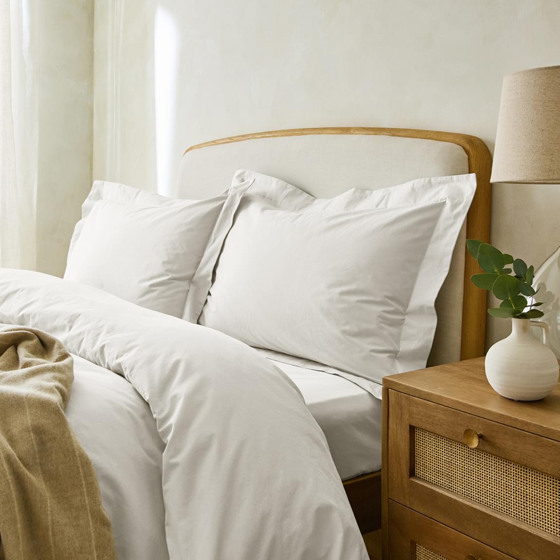 Essential Oxford Pillowcases, White main product photo