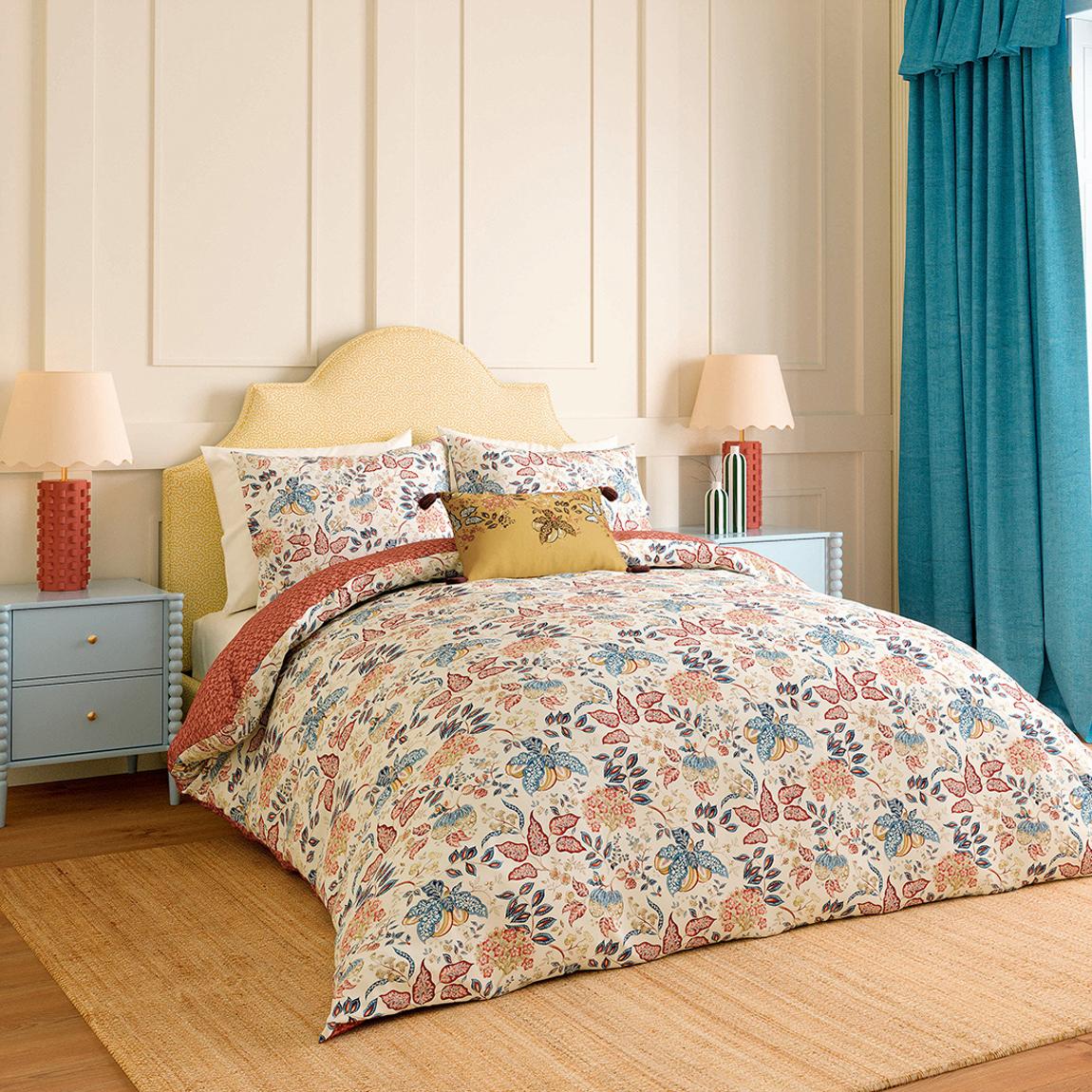 Madagascar Double Duvet Cover Set, Berry main product photo