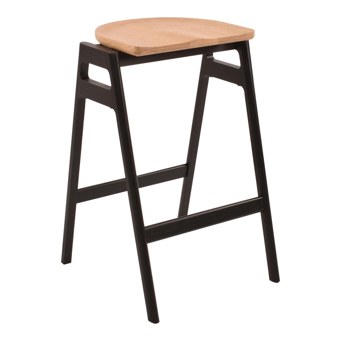 Svelto Barstool, Black main product photo