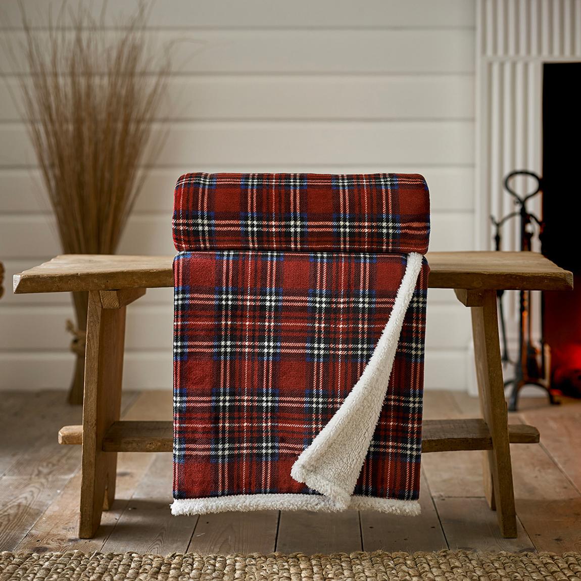 Royal Stewart Throw 125x150cm, Red main product photo