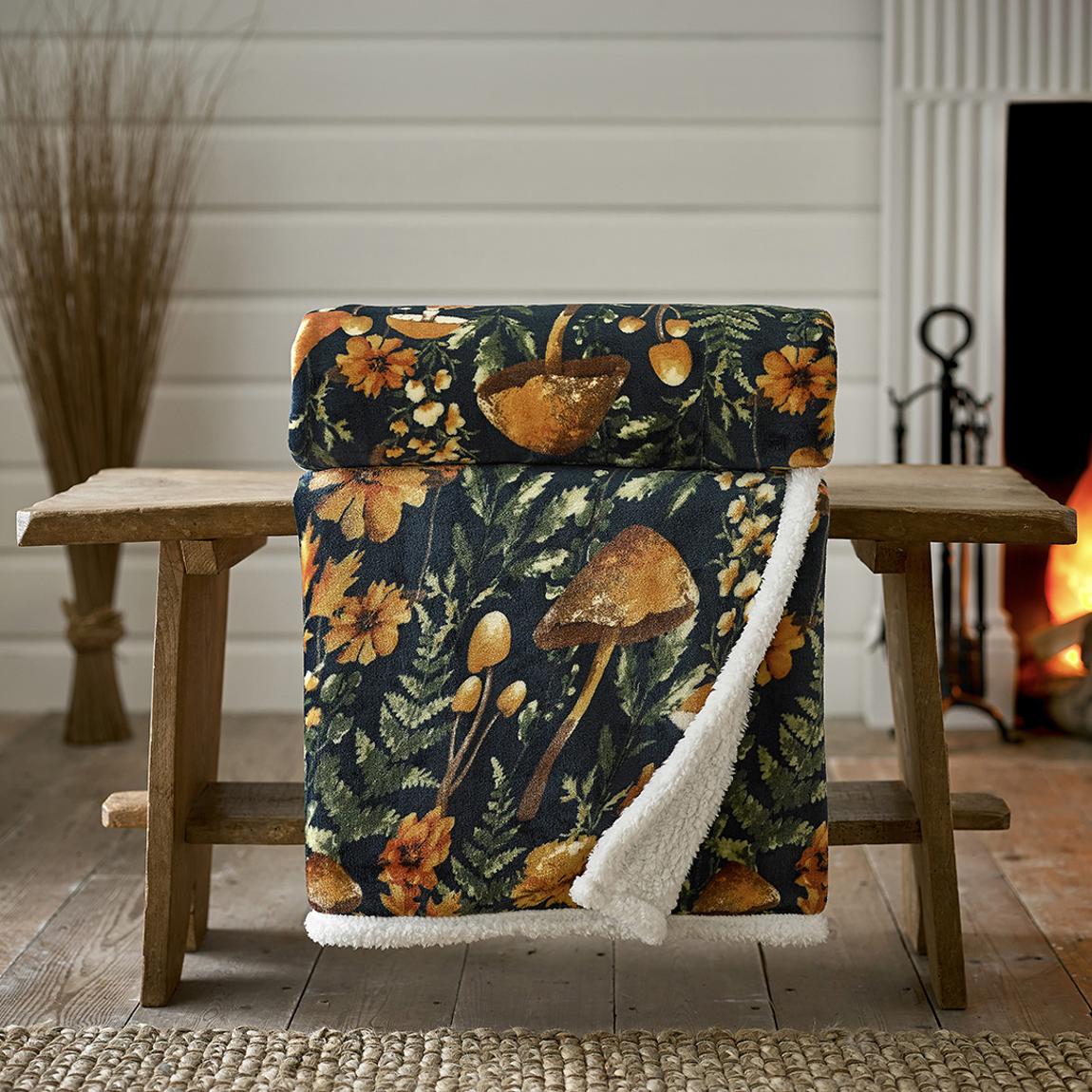 Mushrooms Throw 140x180cm, Rust main product photo