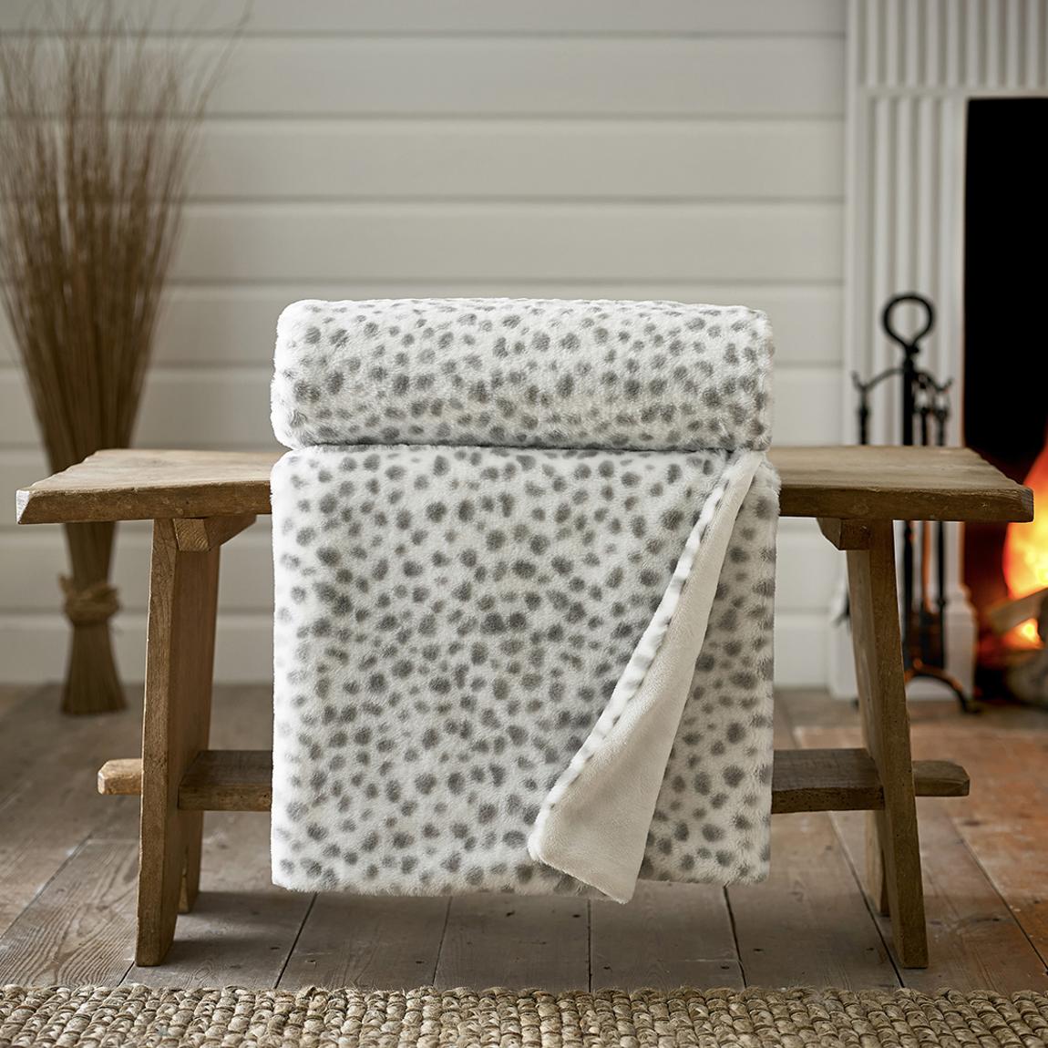 Matlock Faux Fur Throw 130x150cm, Grey main product photo