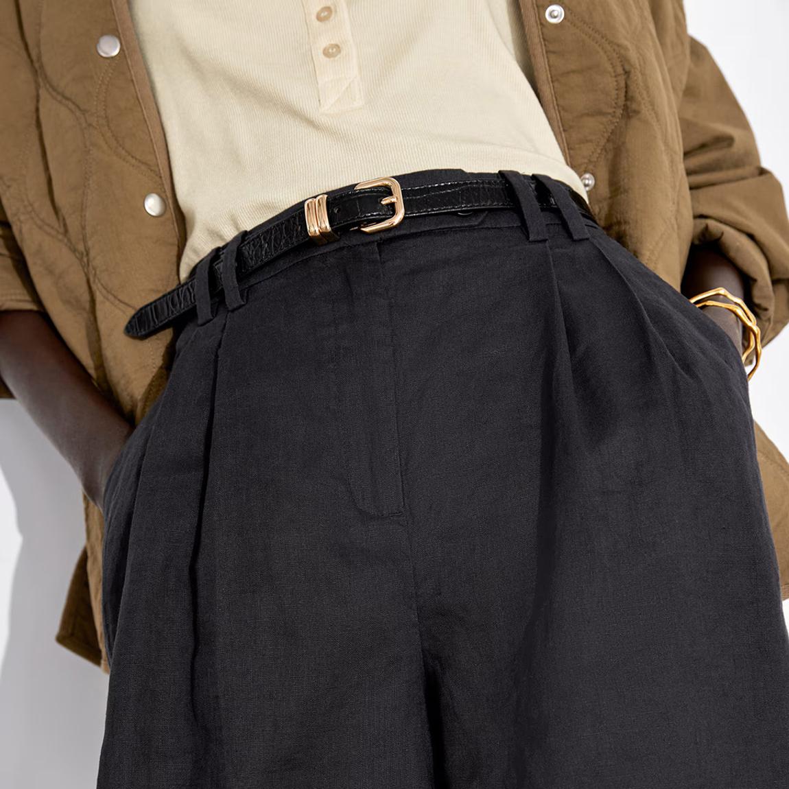 Black Relaxed Linen Shorts main product photo