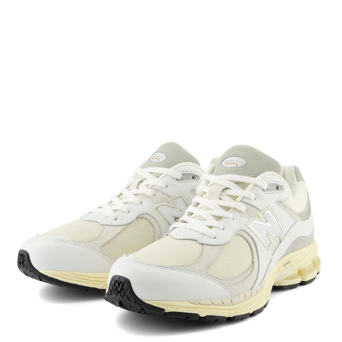 Women's White/Cream 2002R Trainers main product photo