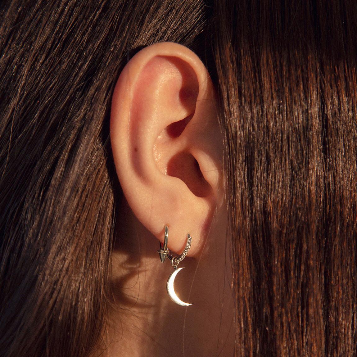 Silver Silver Mini Oval With White Topaz main product photo