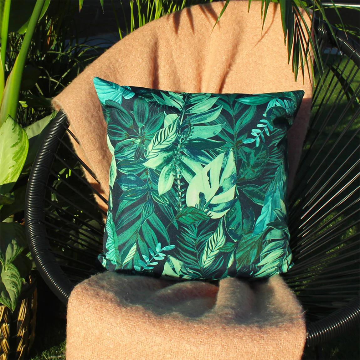 PSYCHEDELIC JUNGLE 43X43 OUTDOOR CUSHION COVER GREEN main product photo