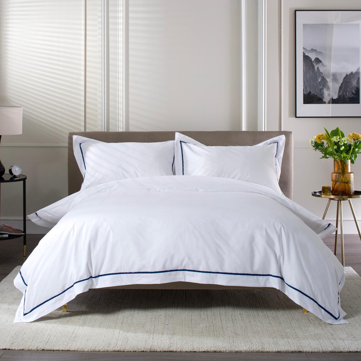 Hotel Hampstead 200 Thread Count Cotton Duvet Cover Set Blue SuperKing main product photo