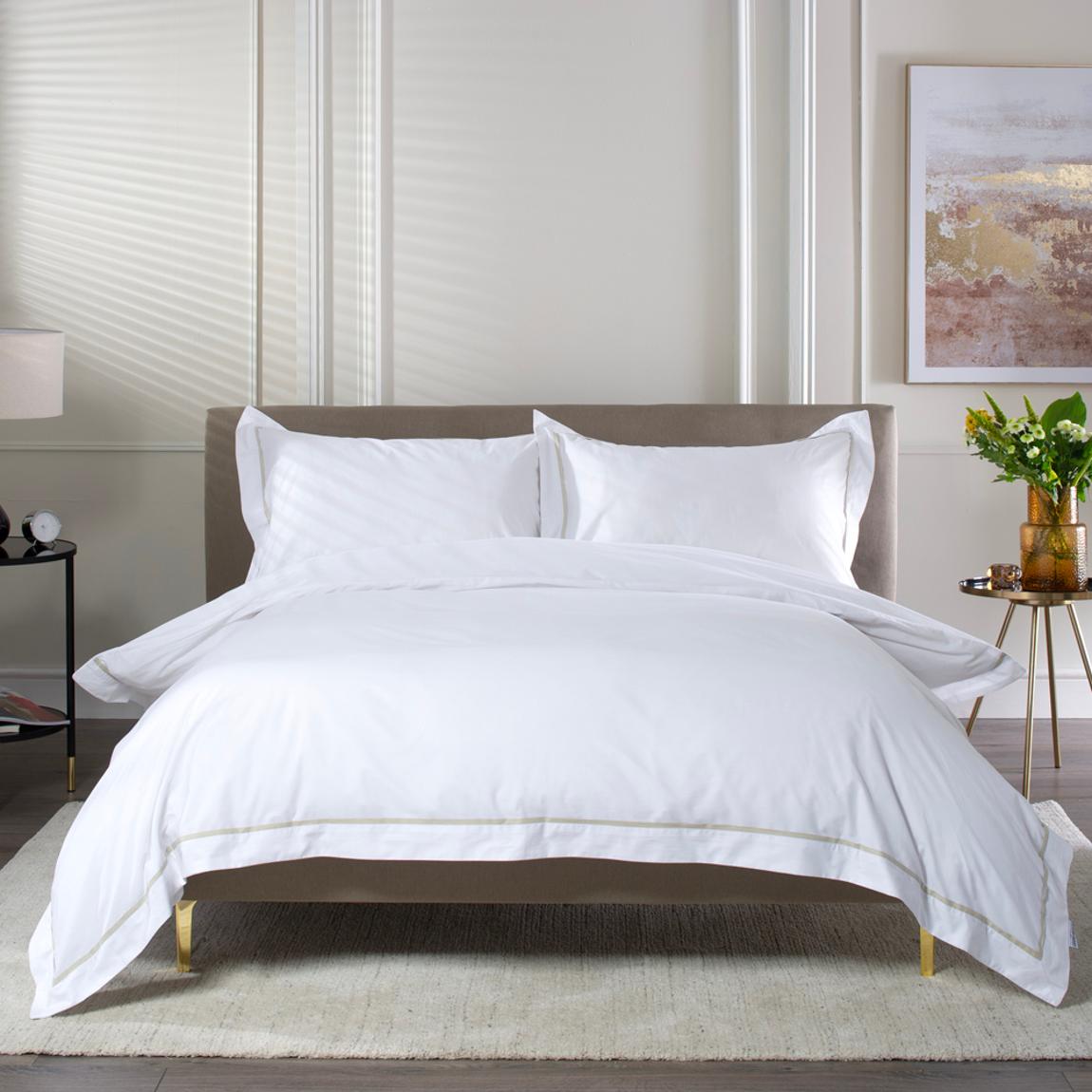 Hotel Hampstead 200 Thread Count Cotton Duvet Cover Set Stone King main product photo