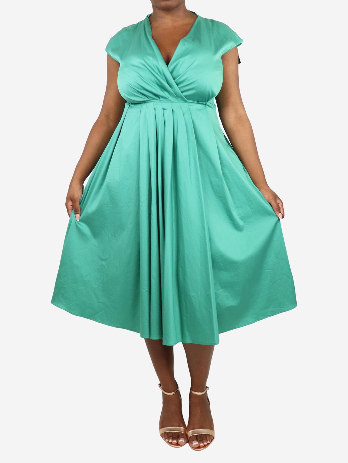 Green sleeveless pleated midi dress main product photo