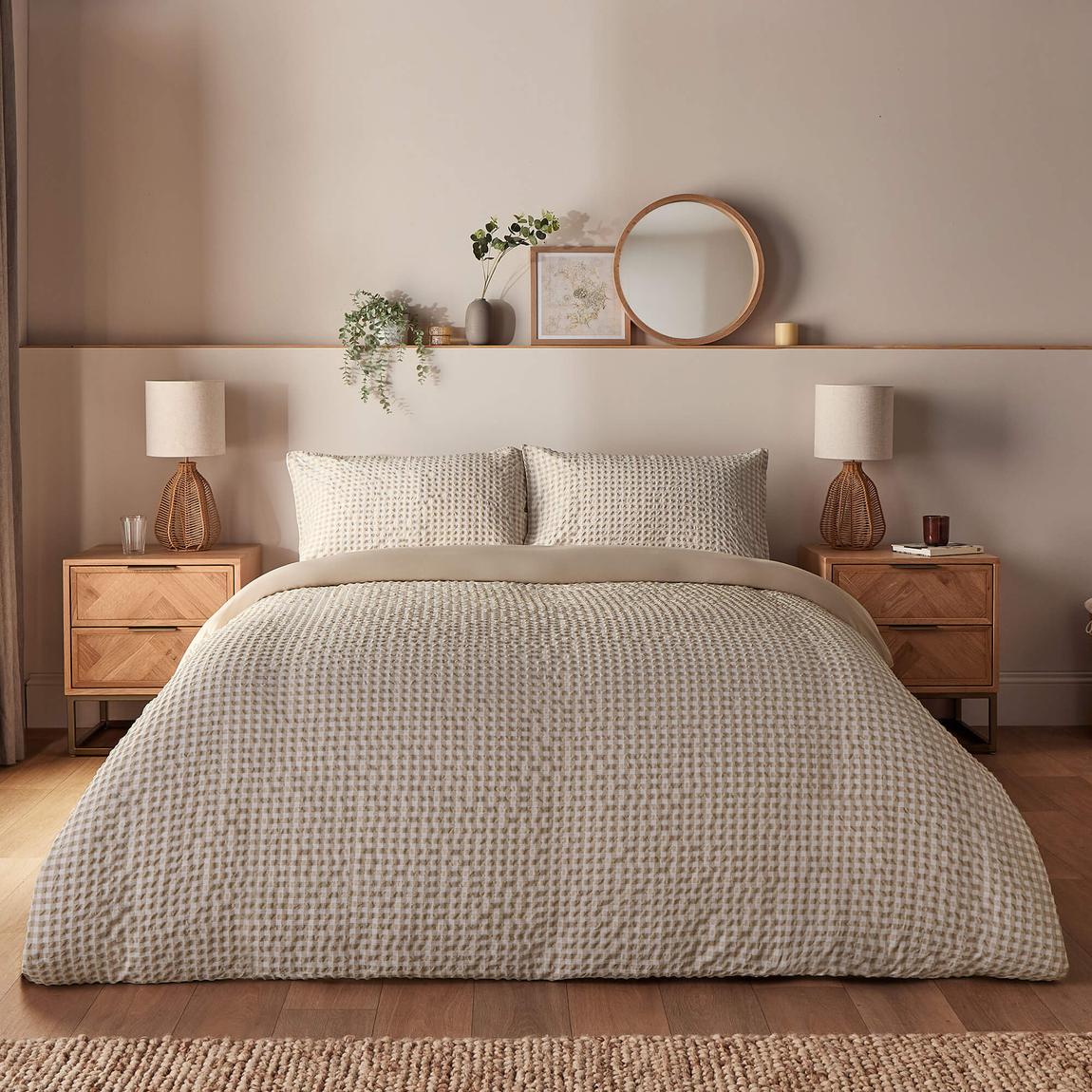 Silentnight Supersoft Duvet Set - Natural Gingham - Double main product photo
