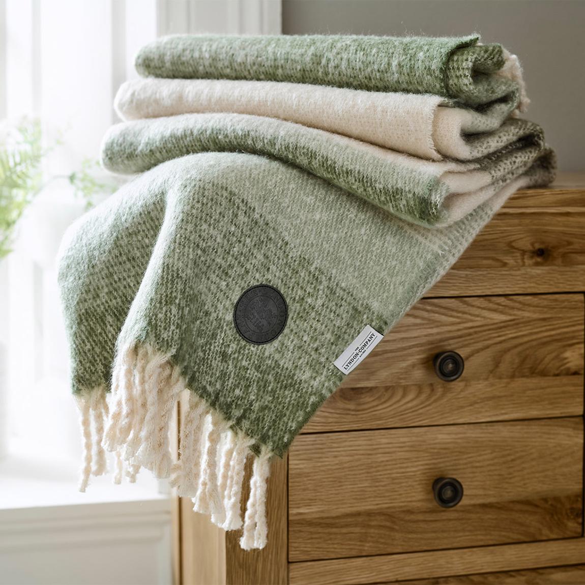 Rossendale 130x170cm Throw, Green main product photo