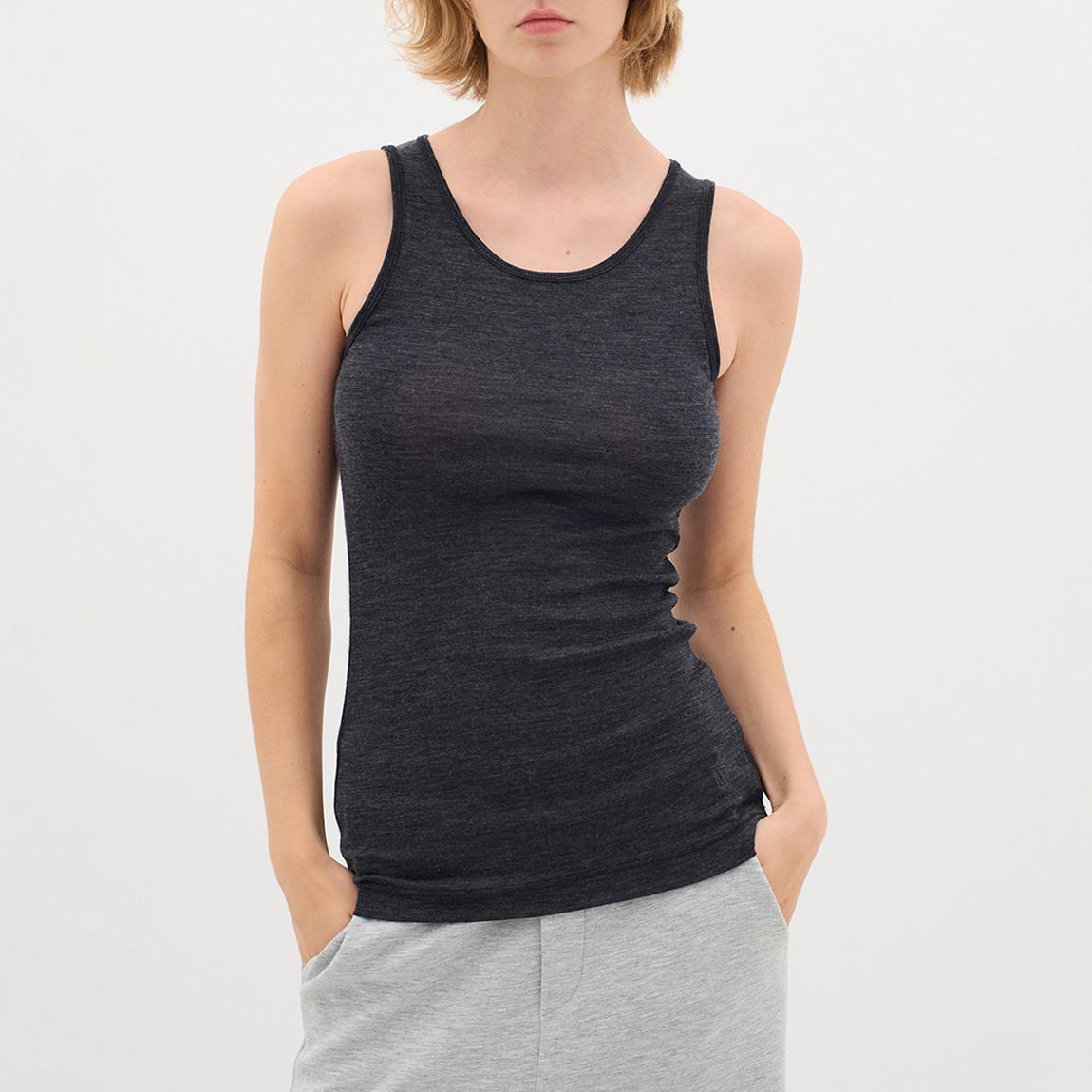 Charcoal Wool Fang Tank main product photo