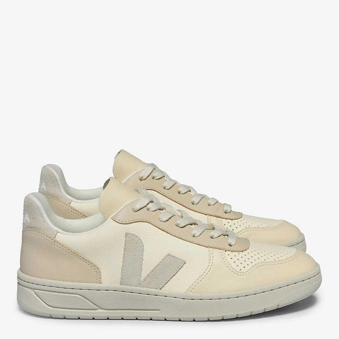 VEJA Women' s Beige Multi V-10 Trainers BrandAlley