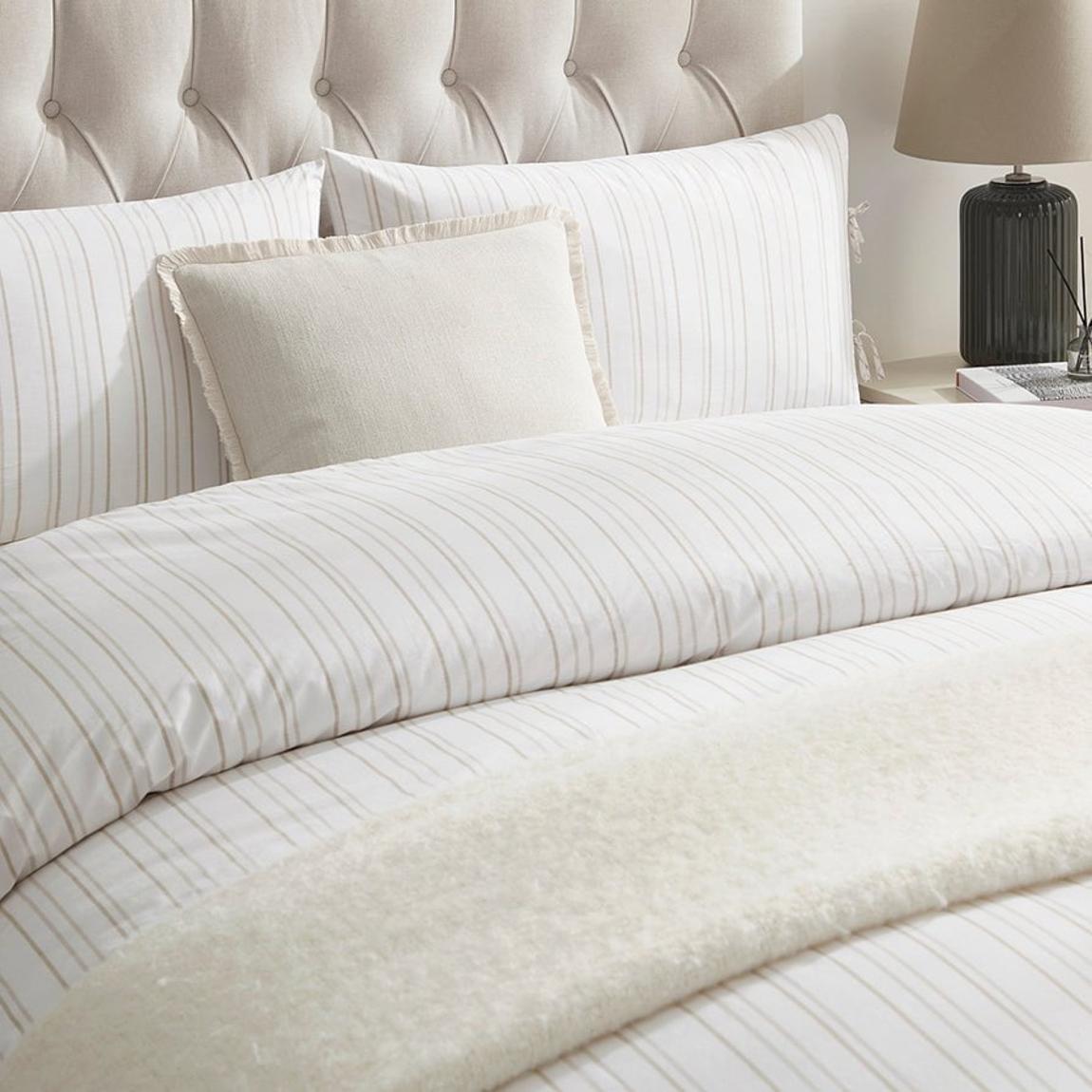 Valencia 200TC Tie Side Duvet Cover Set - Stripe - Natural - Super King main product photo