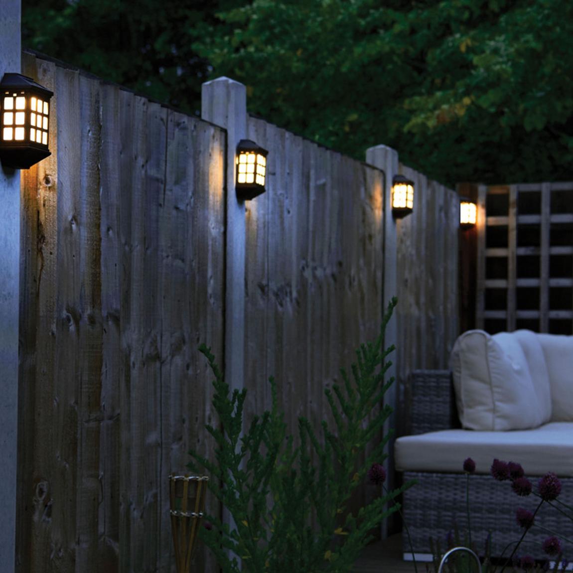 Pack of 4 Deluxe Solar Fence Lights main product photo