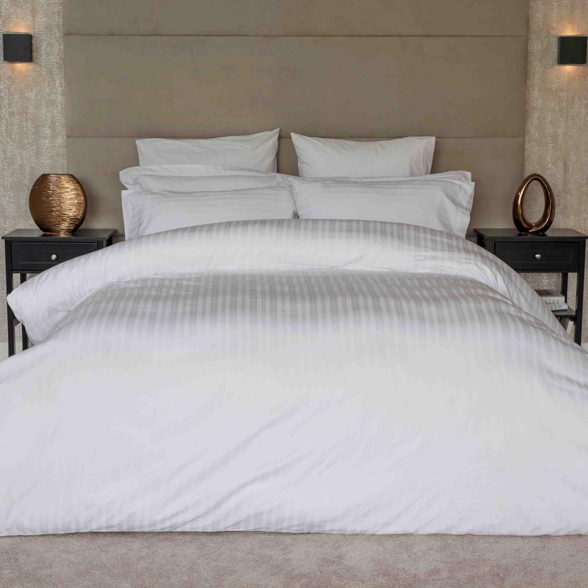 Belledorm Hotel Suite Tribeca Duvet Set, Kingsize White main product photo