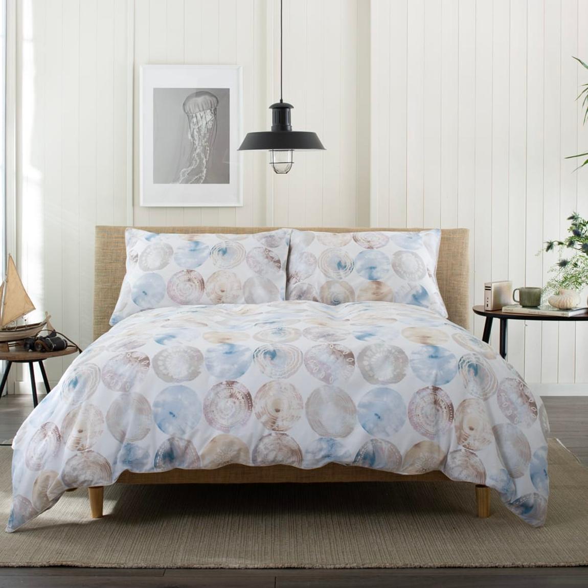 Luxury Shell Mother of Pearl 100% Cotton Duvet Cover Set with Elegant Piped Edges - Single main product photo