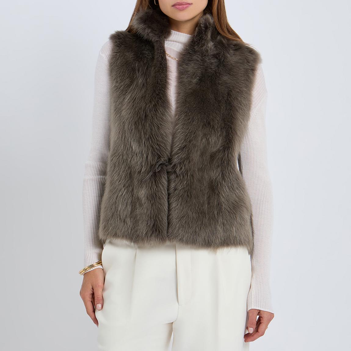 Max and Zac London Nutmeg Reversible Shearling Gilet - BrandAlley