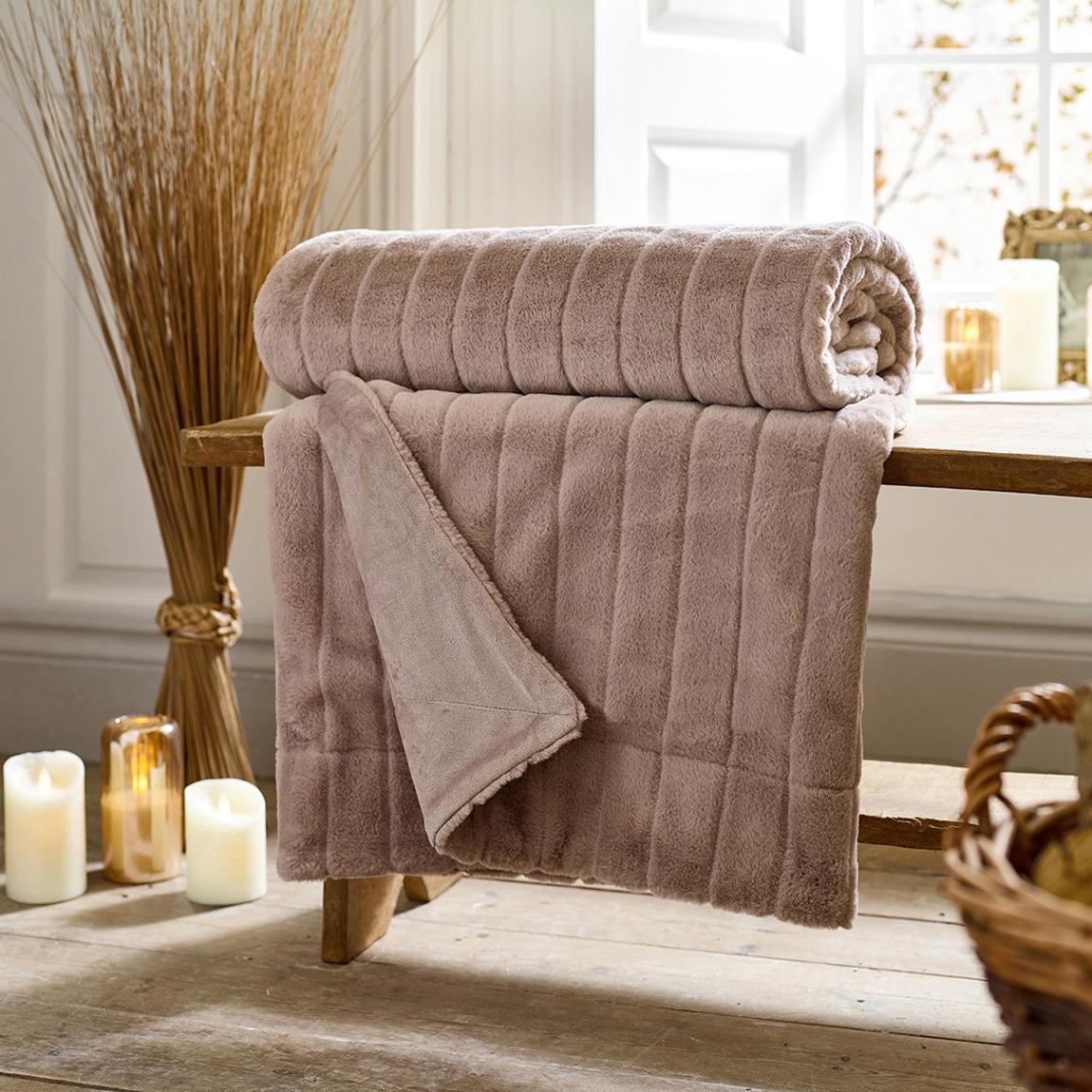 Hockley 150x200cm Throw, Fawn main product photo