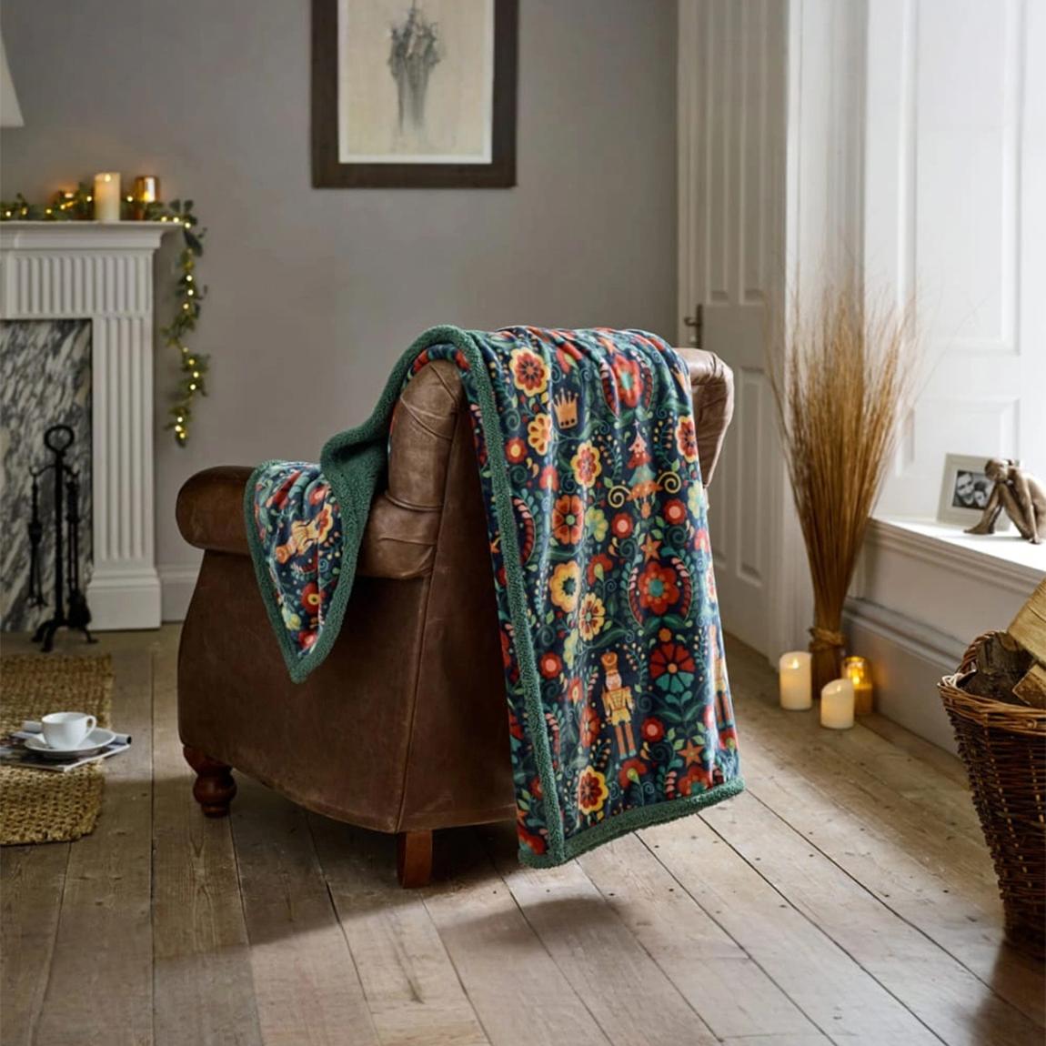 Folkloric Nutcracker 130x170cm Throw, Green main product photo