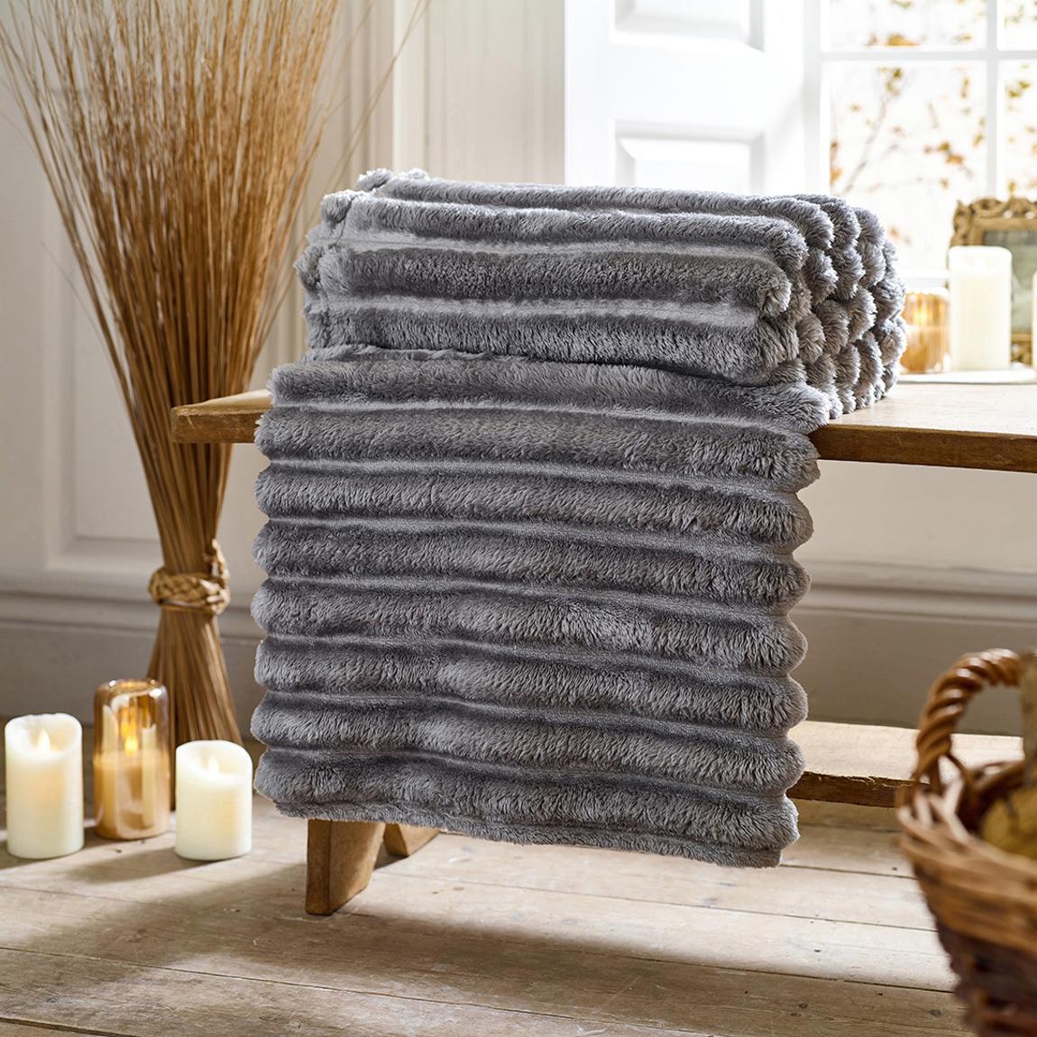 Alnwick 140x180cm Throw, Dove Grey main product photo