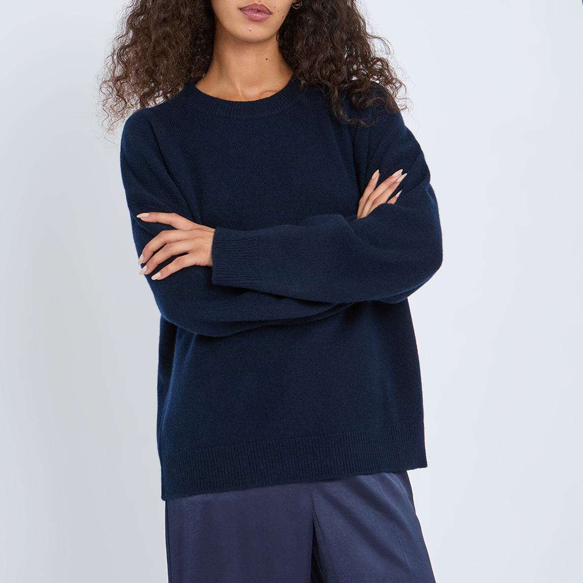 NAVY CASHMERE BLEND ROUND NECK main product photo