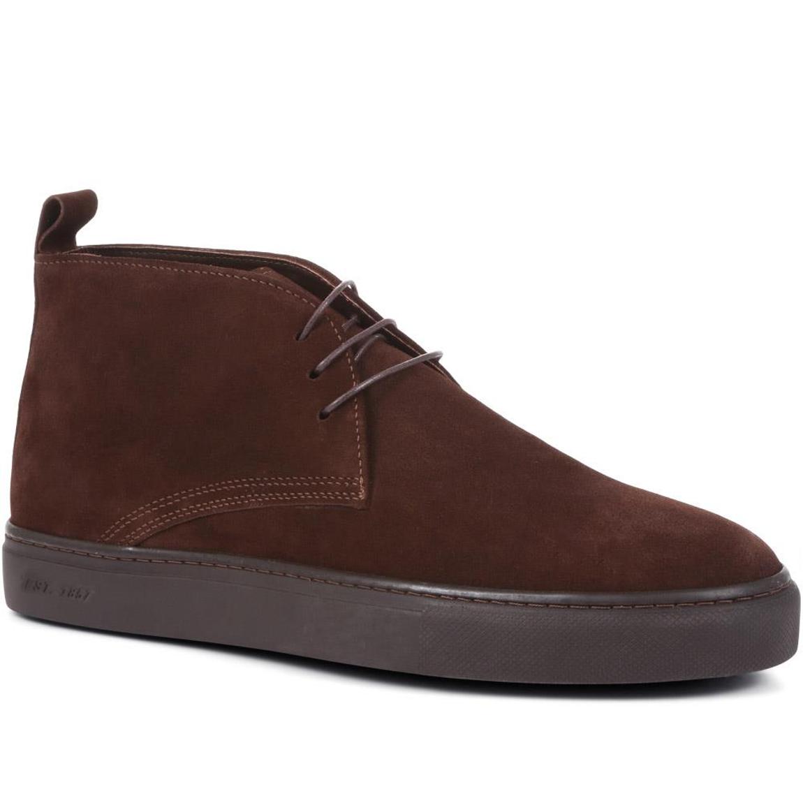 Sullivan Suede Chukka Boots main product photo