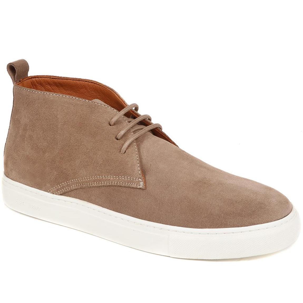 Sullivan Suede Chukka Boots main product photo