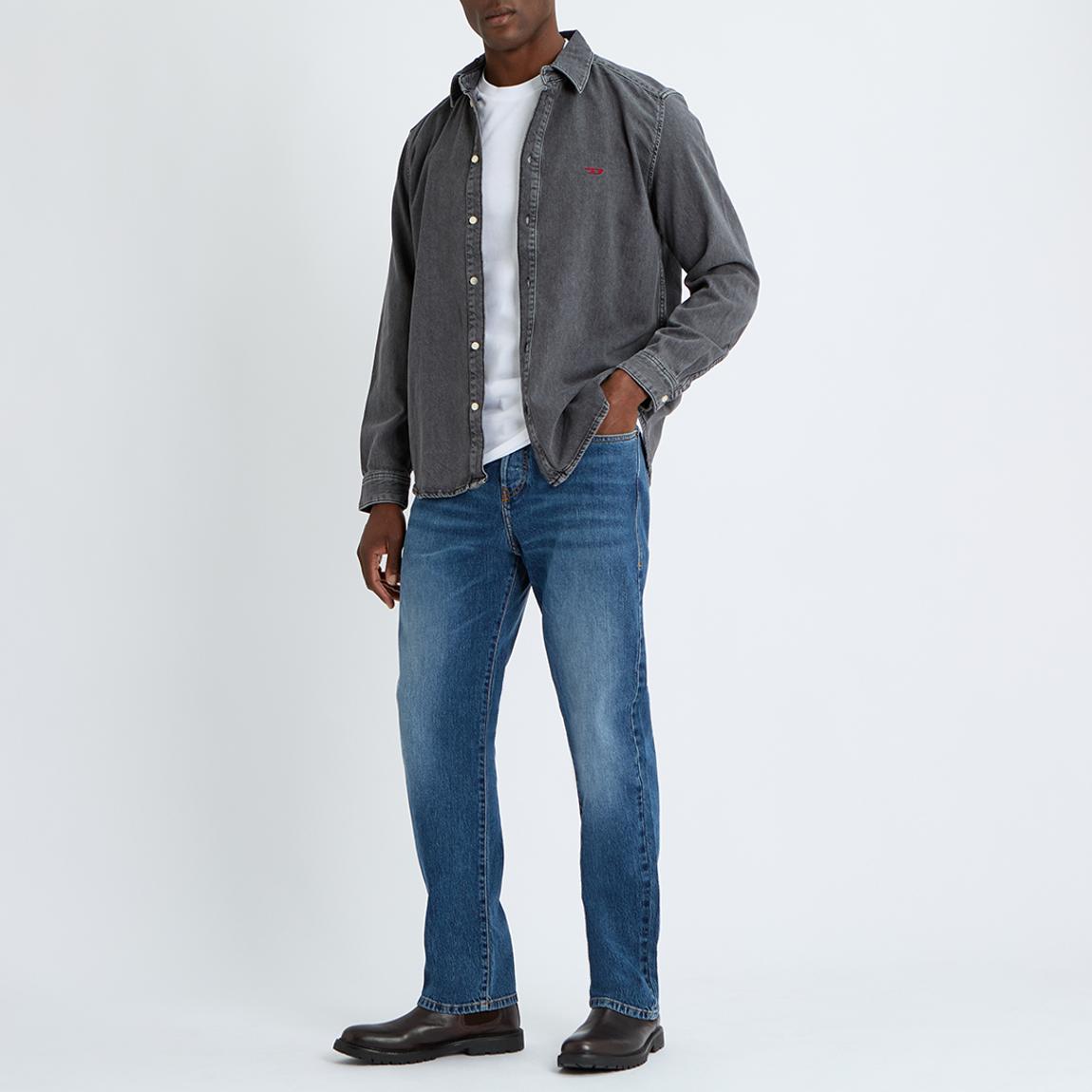 Diesel - Chemise S-Dou-Plain brodée en popeline | Urban Outfitters FR
