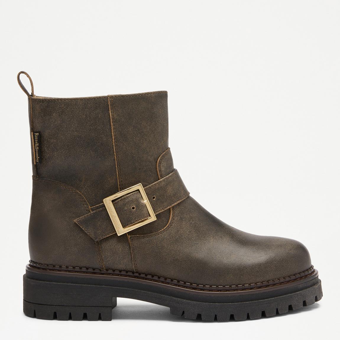 Flat Short Boot Clean main product photo
