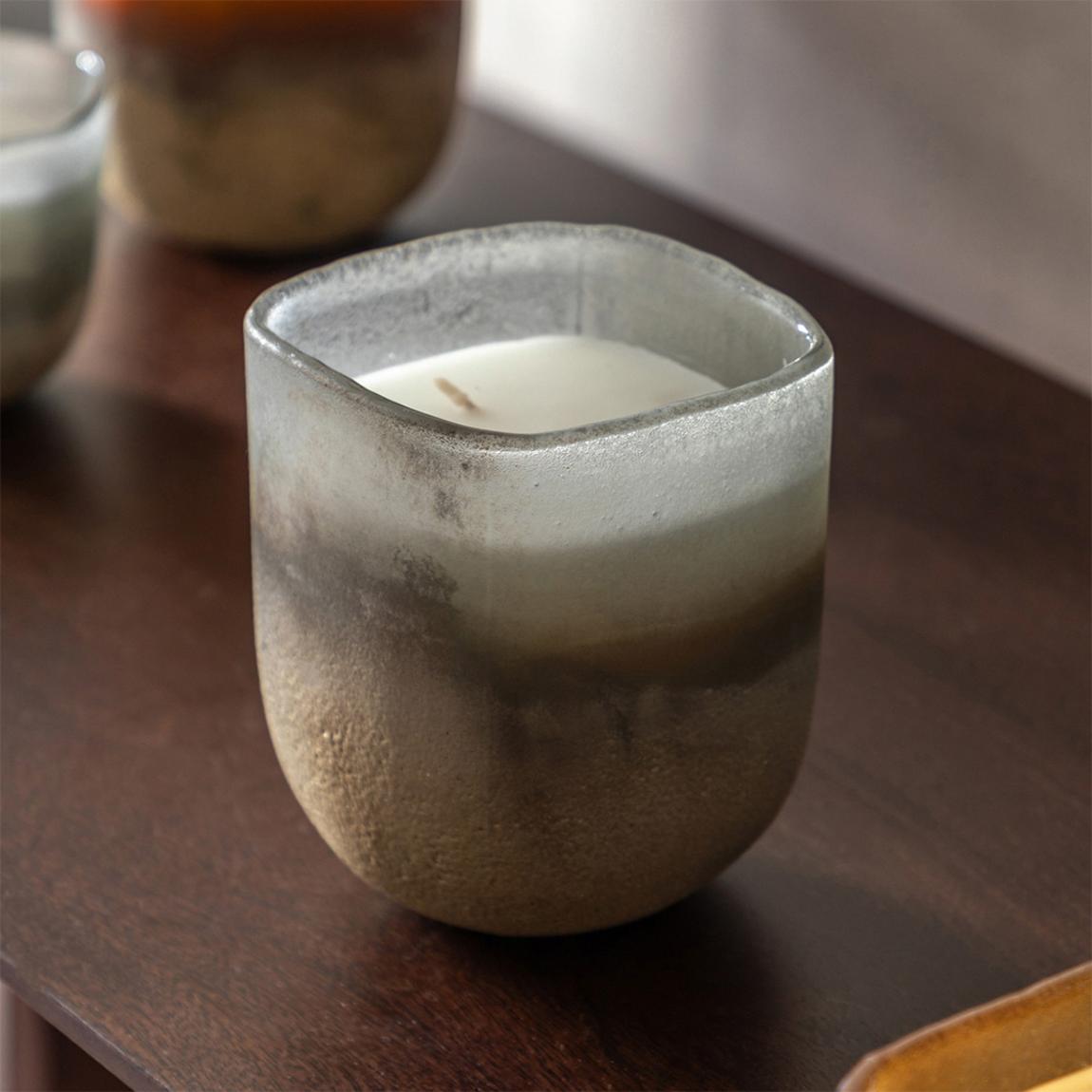 Mercury Large Candle, Amber & Lily main product photo