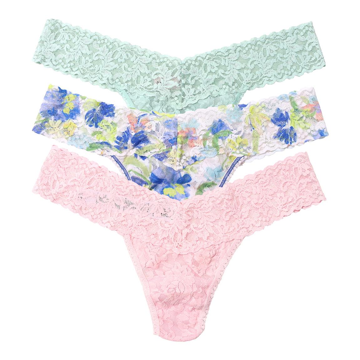 Signature Lace Low Rise Thong-3 Pack Boxed main product photo