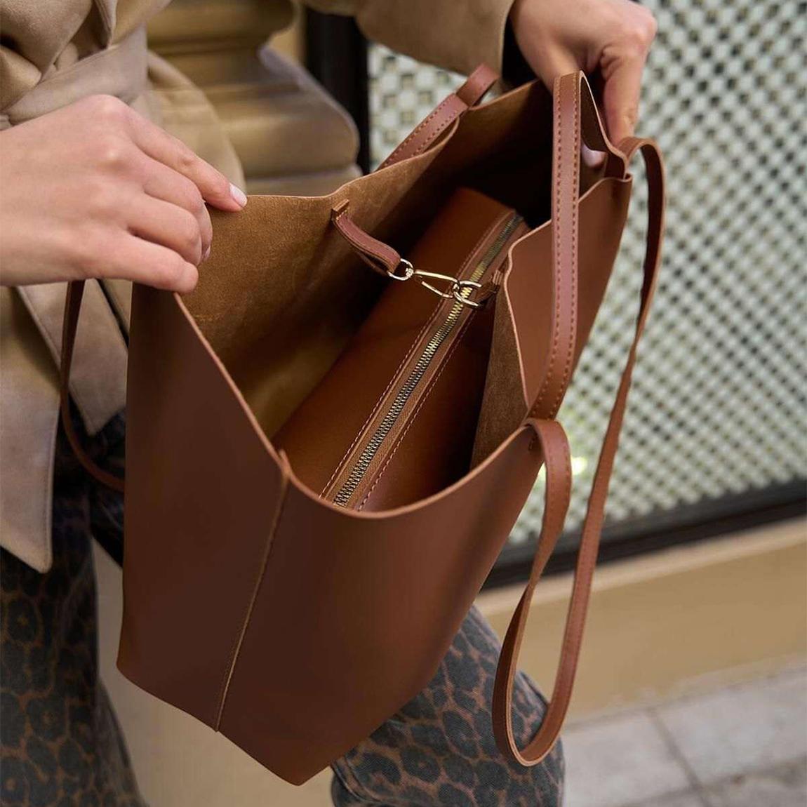 Brown Leather Shoulder Bag main product photo
